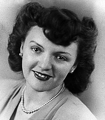 Photo of Yvette Renaud