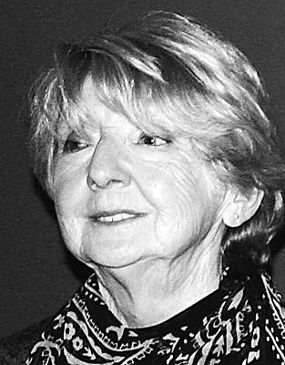 Photo of Carmen Pare