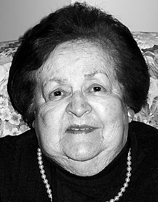 Photo of Suzanne Dionne