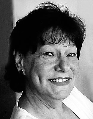 Photo of Jeannine Papineau