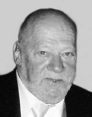 Photo of Monsieur-Leo Carriere
