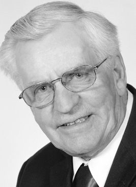 Photo of Maurice Theriault