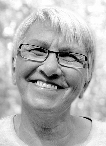 Photo of Carole Lauzon