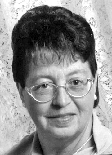 Photo of Suzanne Lequin