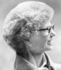 Photo of Jacqueline Bussieres