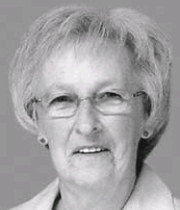 Photo of Suzanne Dube