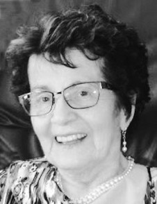 Photo of Aline Dugas