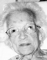 Photo of Simone Leonard