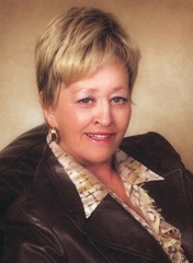 Photo of Nicole Mantha